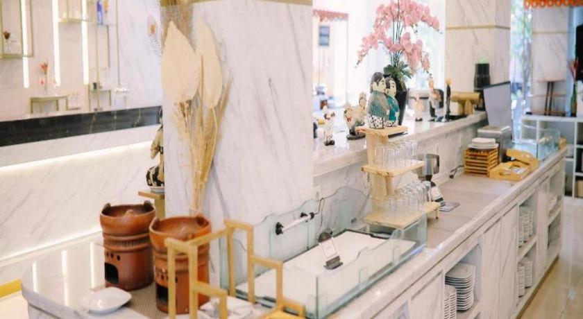 Hotel Grand Malioboro Yogyakarta Esterno foto