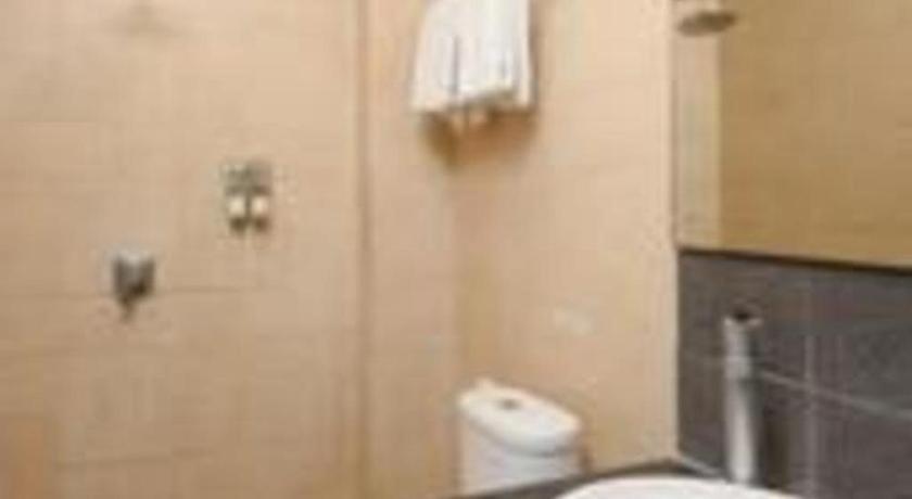 Hotel Grand Malioboro Yogyakarta Esterno foto