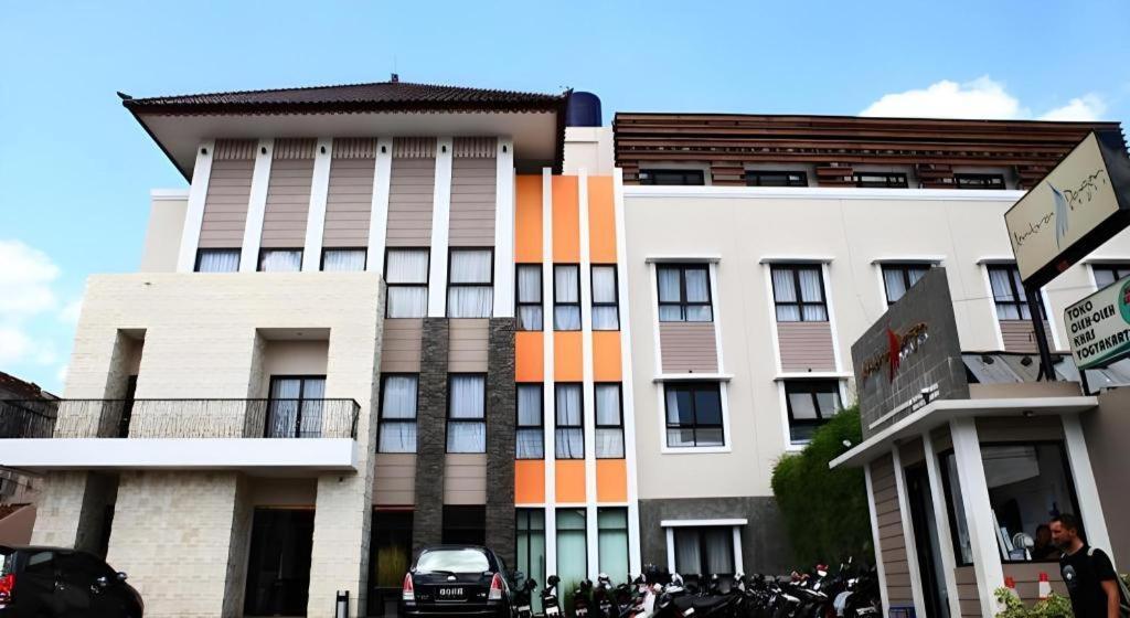 Hotel Grand Malioboro Yogyakarta Esterno foto